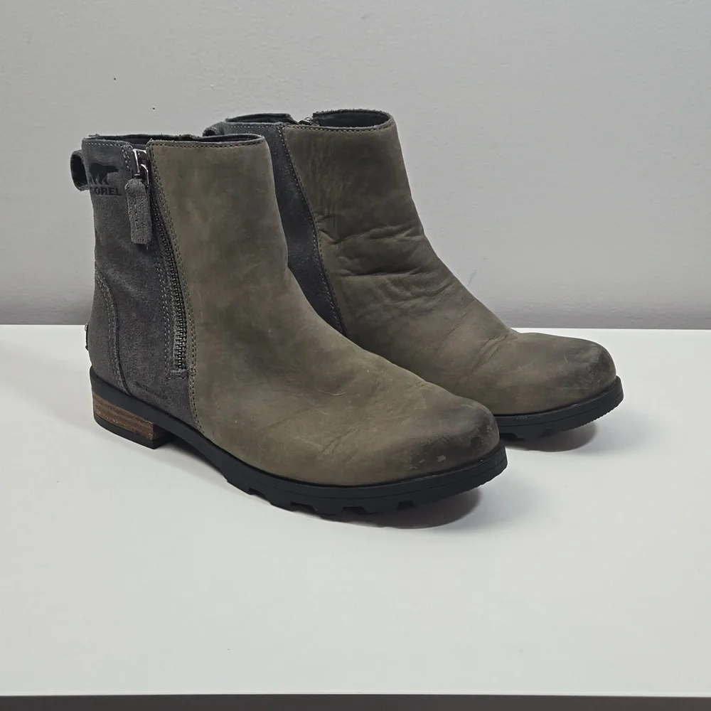 Sorel Emelie Zip Bootsie Waterproof Gray Boots